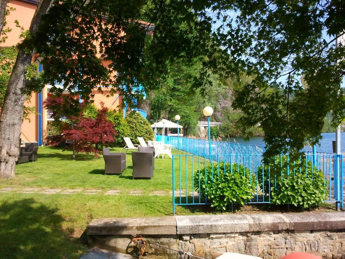 Hotel L'Approdo Pettenasco Exterior photo